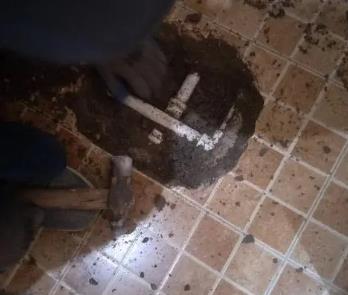 烟台卫生间漏水维修公司为您分享下卫生间渗水如何处理及注意事项